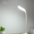 Lampe de Bureau LED Pliable 3 Niveaux – Lumière Blanche, Conception “Eye-Caring” pour Étude/Travail